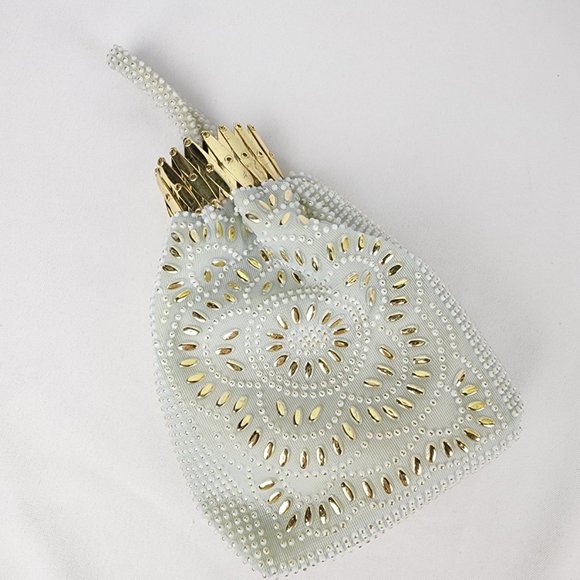 Vintage Handbags - Vintage White & Gold Beaded Clutch Purse